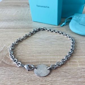 100% authentic Tiffany&Co oval tag necklace chain choker with bags &box included